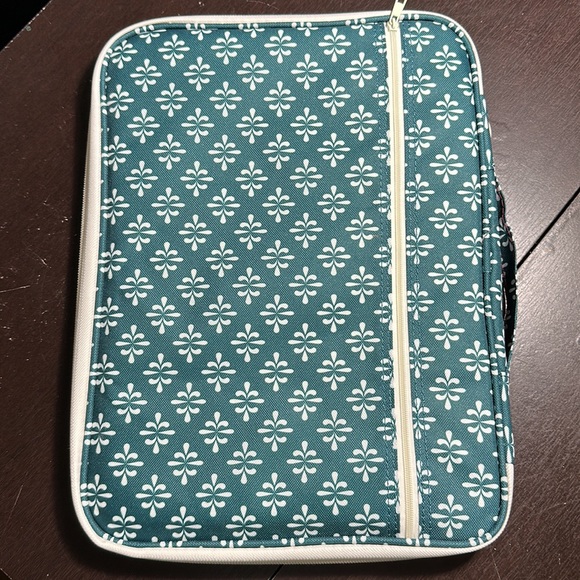 Mygreen Travel Portfolio Water Resistant A4 Document Bag - Picture 2 of 11